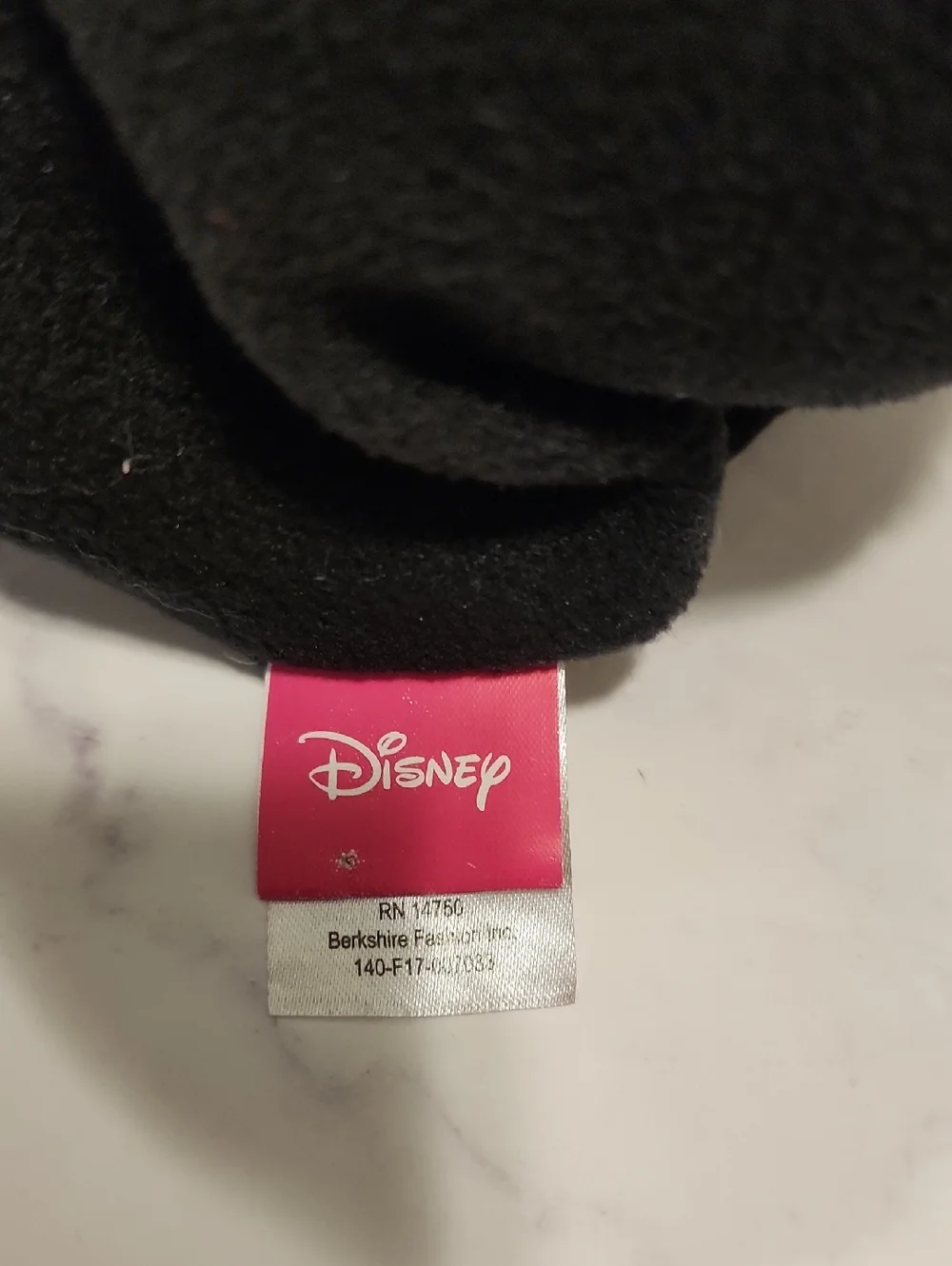 Disney Minnie Mouse Girls Pom Pom Winter Hat